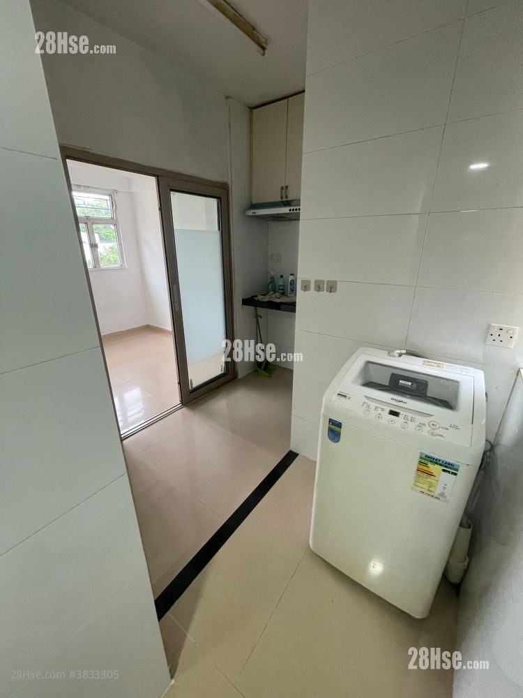 Wing Wo House Rental 150 ft²