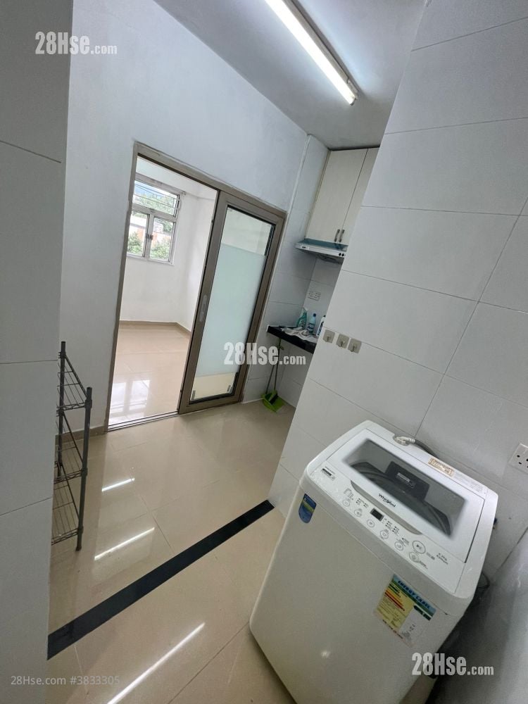 Wing Wo House Rental 150 ft²