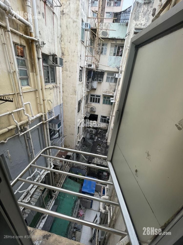 Wing Wo House Rental 150 ft²