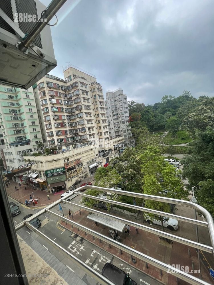 Wing Wo House Rental 150 ft²