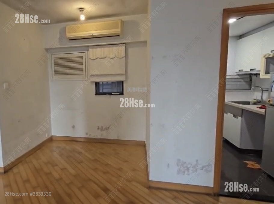 Yoho Town Sell 2 Bedrooms , 1 Bathroom 433 ft²