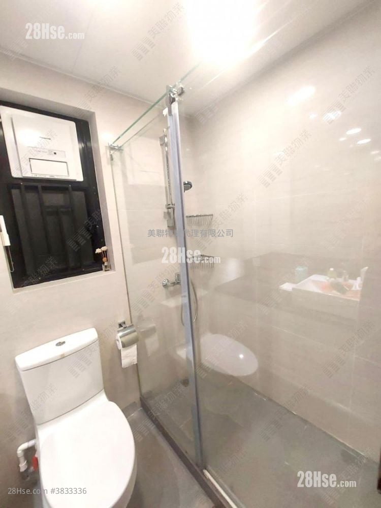 Oscar By The Sea Sell 2 Bedrooms , 1 Bathroom 526 ft²