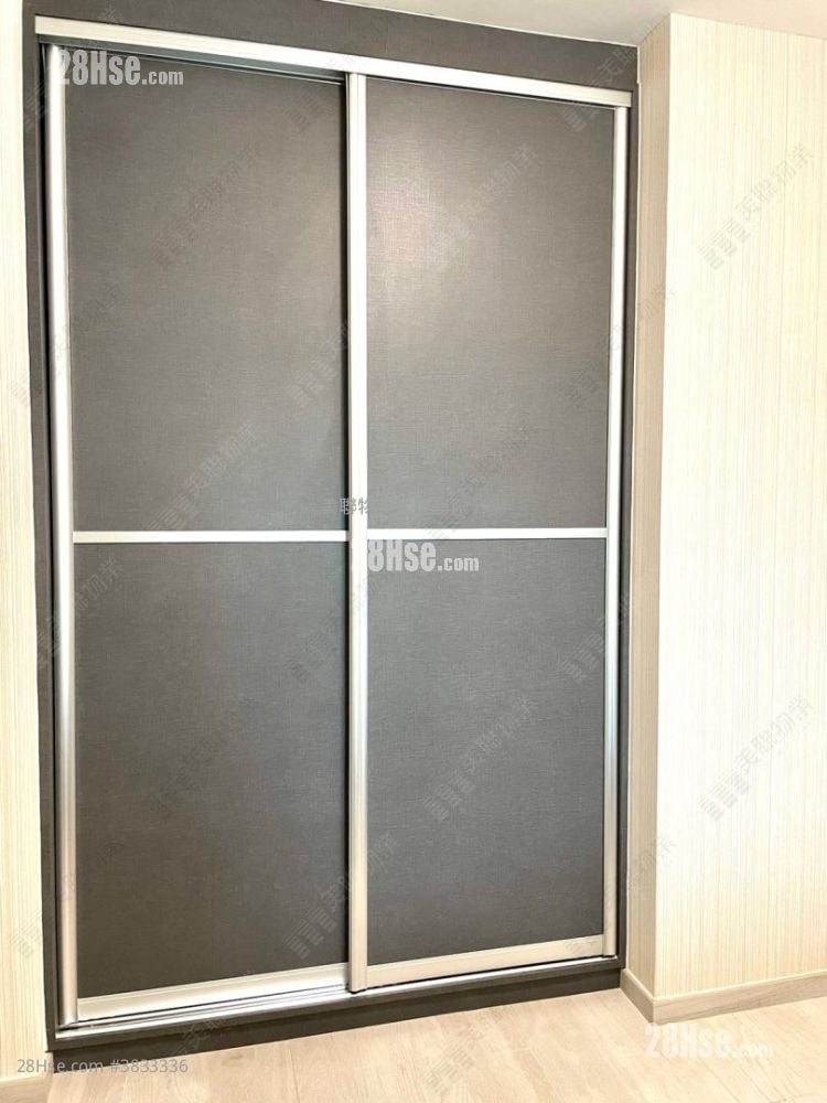 Oscar By The Sea Sell 2 Bedrooms , 1 Bathroom 526 ft²