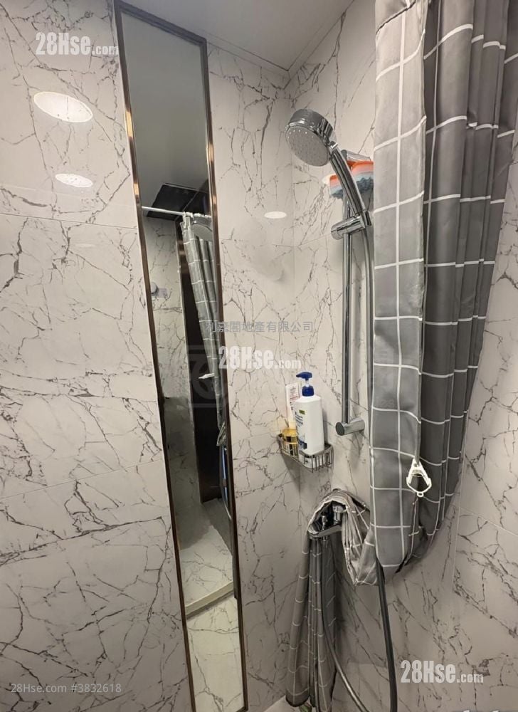 Ava228 Sell 1 Bathroom 155 ft²