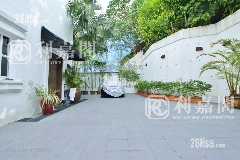 Hing Keng Shek Sell 4 Bedrooms , 3 Bathrooms 2,100 ft²