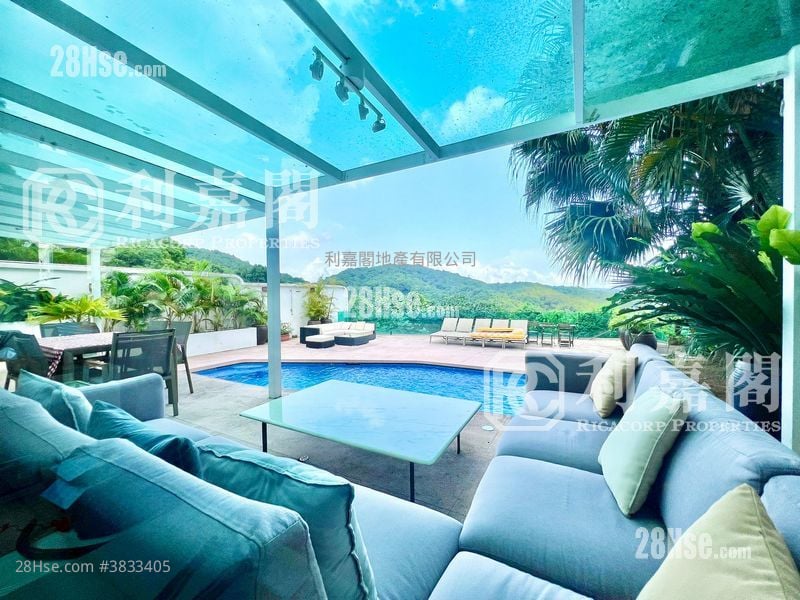 Hing Keng Shek Sell 4 Bedrooms , 3 Bathrooms 2,100 ft²