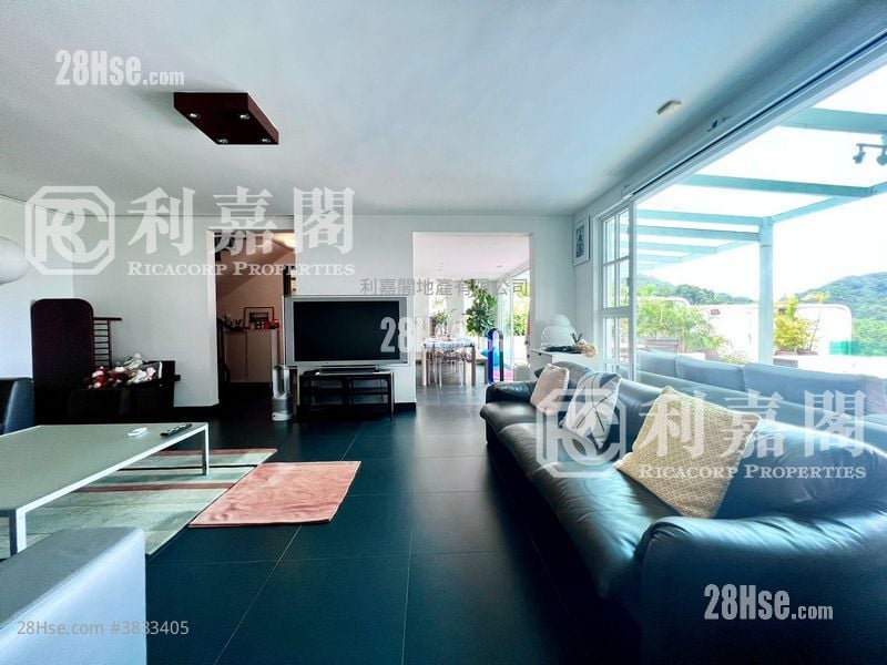 Hing Keng Shek Sell 4 Bedrooms , 3 Bathrooms 2,100 ft²
