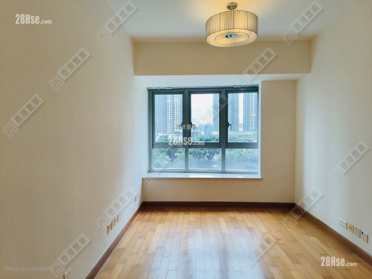 The Harbourside Rental 3 Bedrooms , 2 Bathrooms 1,015 ft²