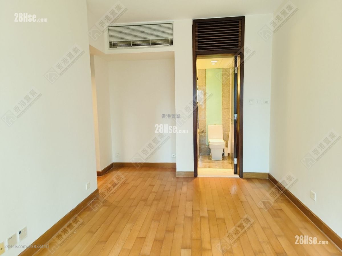 The Harbourside Rental 3 Bedrooms , 2 Bathrooms 1,015 ft²