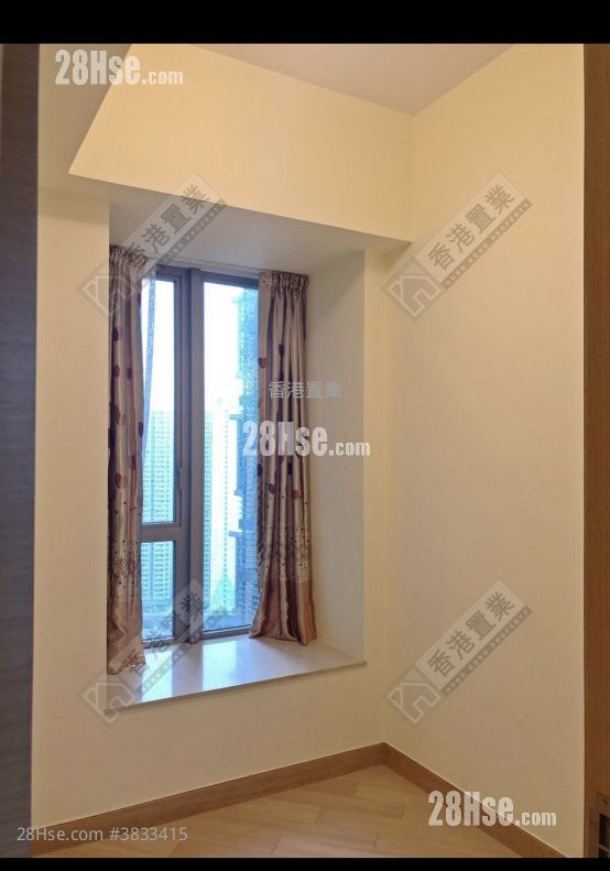 The Wings Sell 3 Bedrooms , 2 Bathrooms 735 ft²
