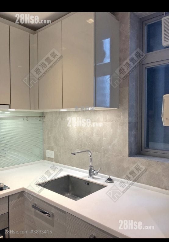 The Wings Sell 3 Bedrooms , 2 Bathrooms 735 ft²