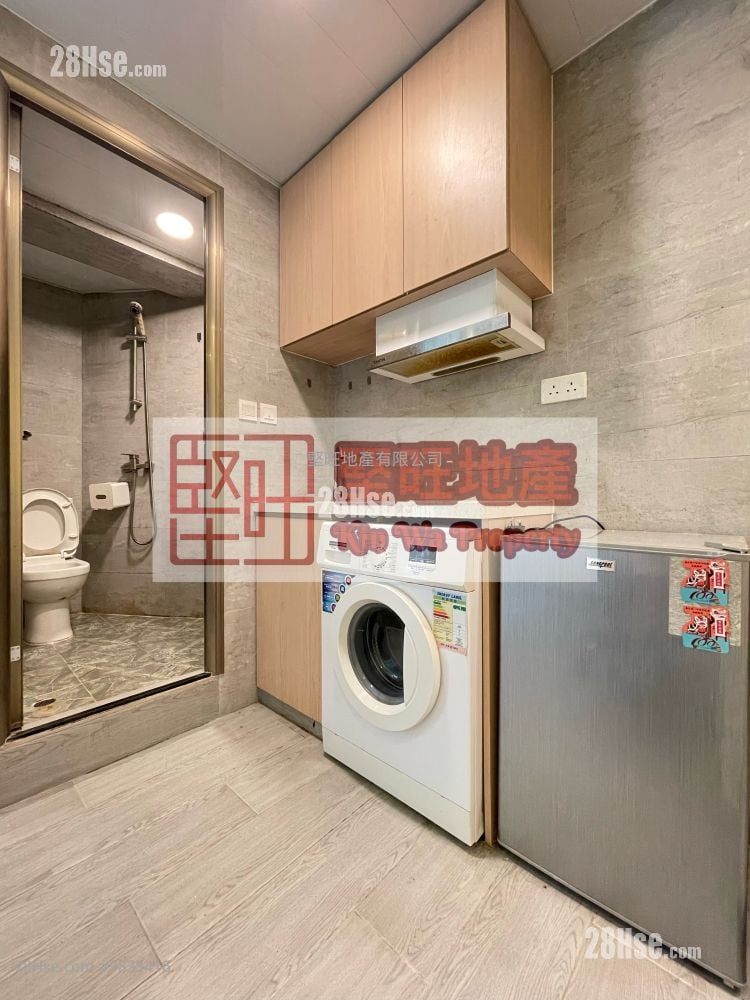 Appartment Rental Studio , 1 Bathroom 150 ft²