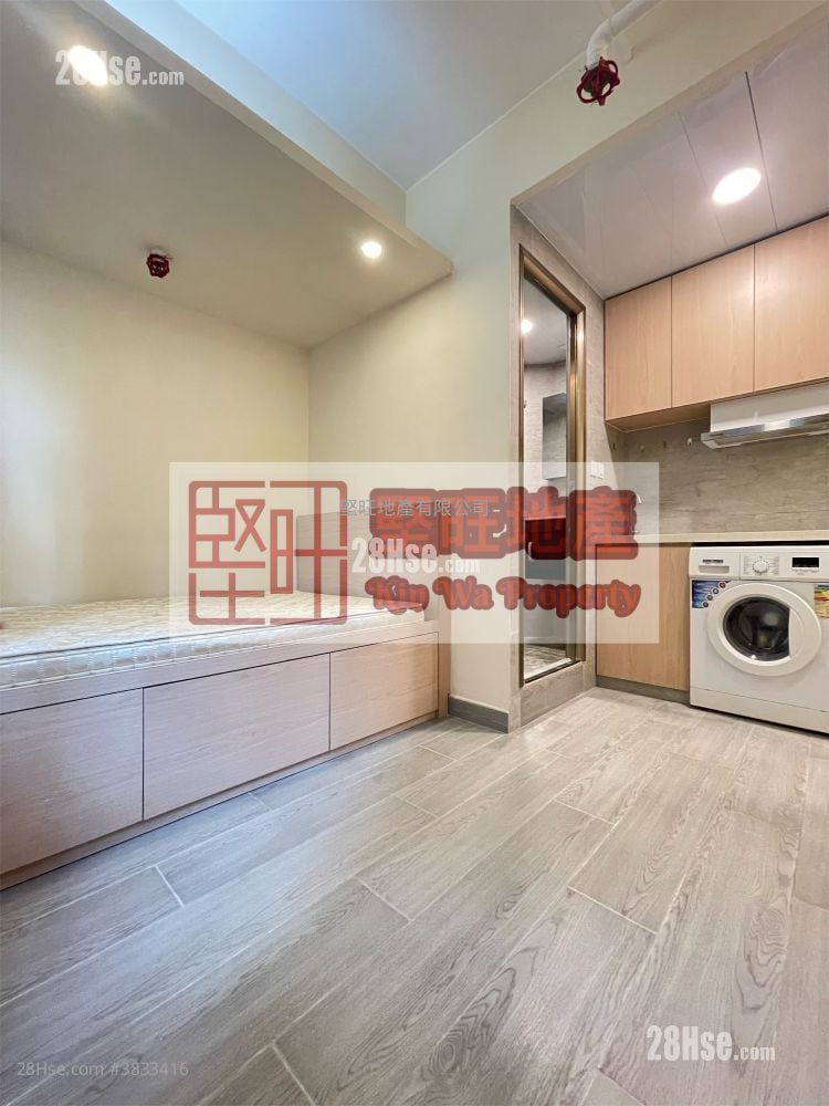 Appartment Rental Studio , 1 Bathroom 150 ft²