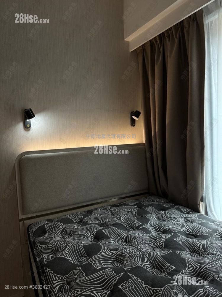 One Innovale Sell 2 Bedrooms , 1 Bathroom 374 ft²