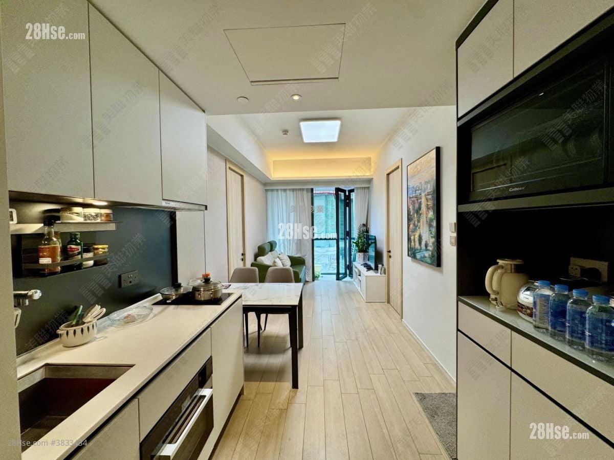 One Innovale Sell 2 Bedrooms 446 ft²