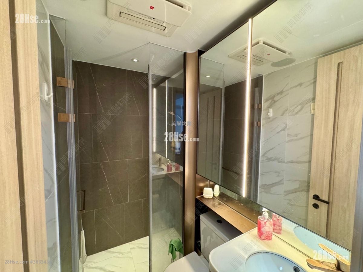 One Innovale Sell 2 Bedrooms 446 ft²