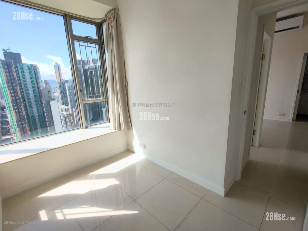 One Madison Sell 2 Bedrooms , 1 Bathroom 498 ft²