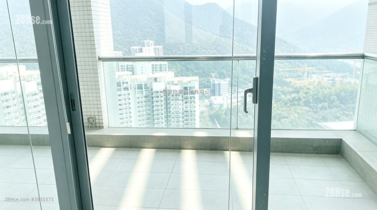 Tung Chung Crescent Sell 3 Bedrooms 1,232 ft²