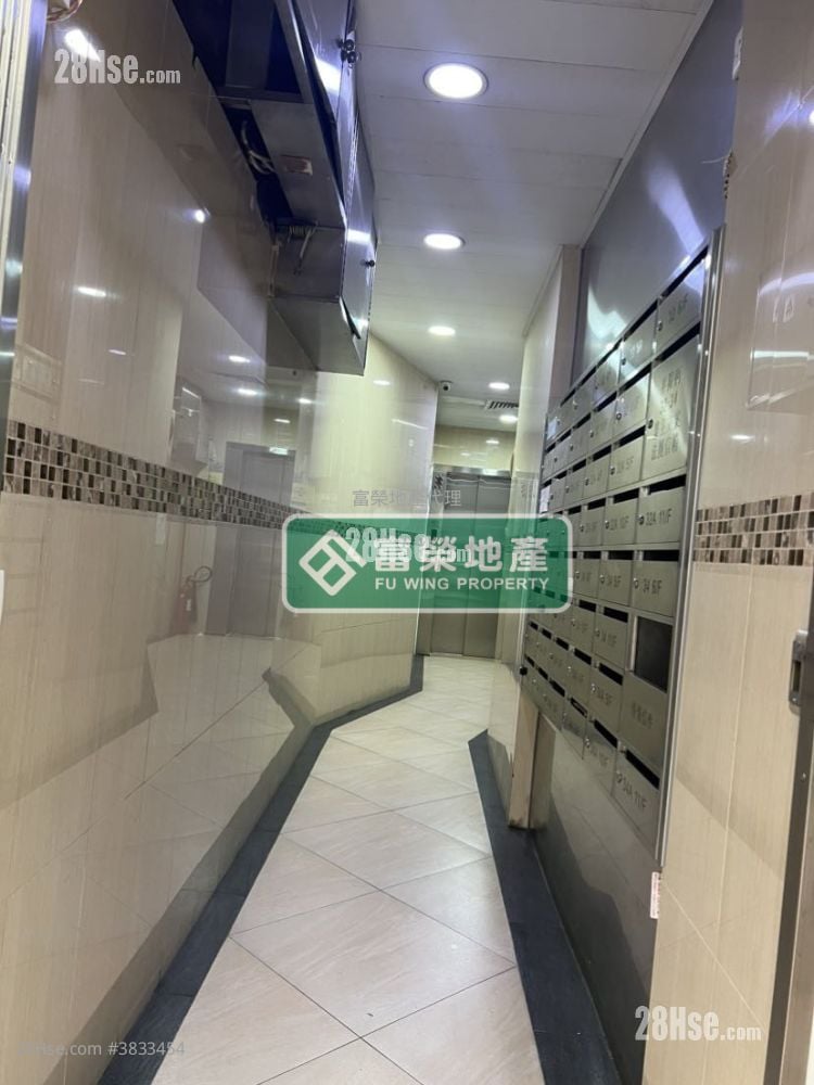 Man Hing House Sell 4 Bedrooms , 2 Bathrooms 657 ft²