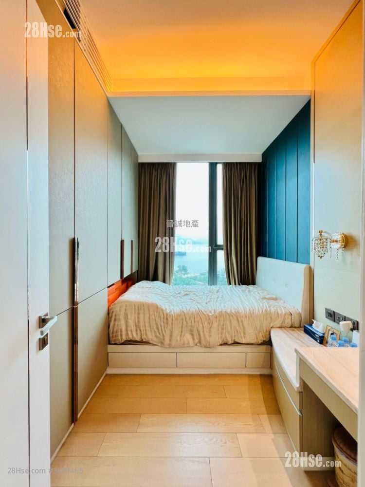 The Bloomsway Sell 4 Bedrooms , 3 Bathrooms 1,412 ft²