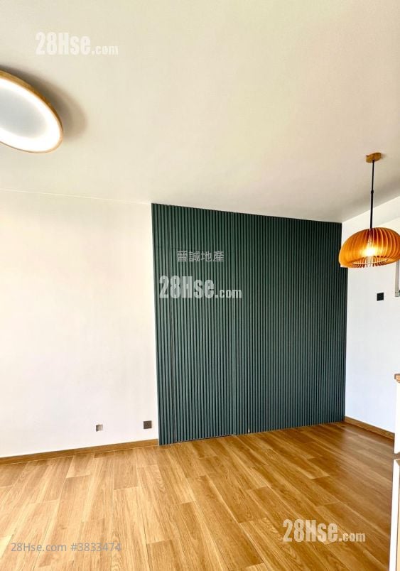 Sea Crest Villa Rental 3 Bedrooms , 2 Bathrooms 614 ft²