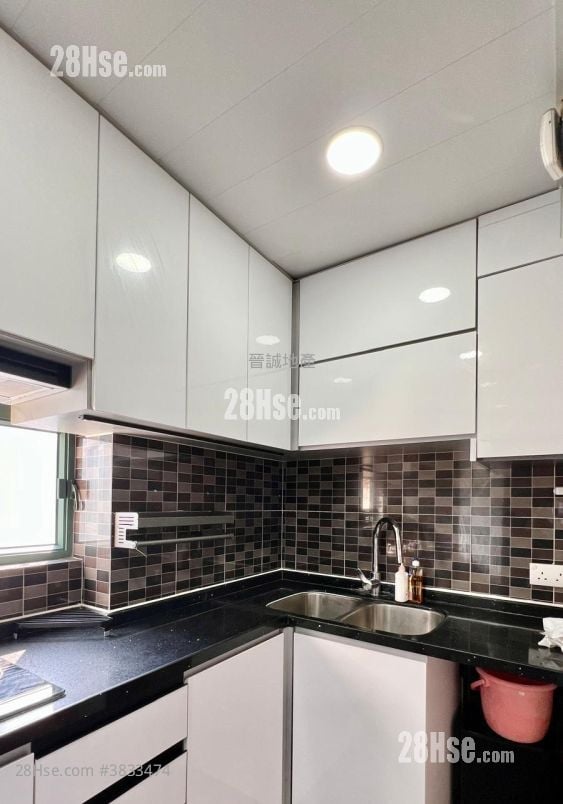 Sea Crest Villa Rental 3 Bedrooms , 2 Bathrooms 614 ft²