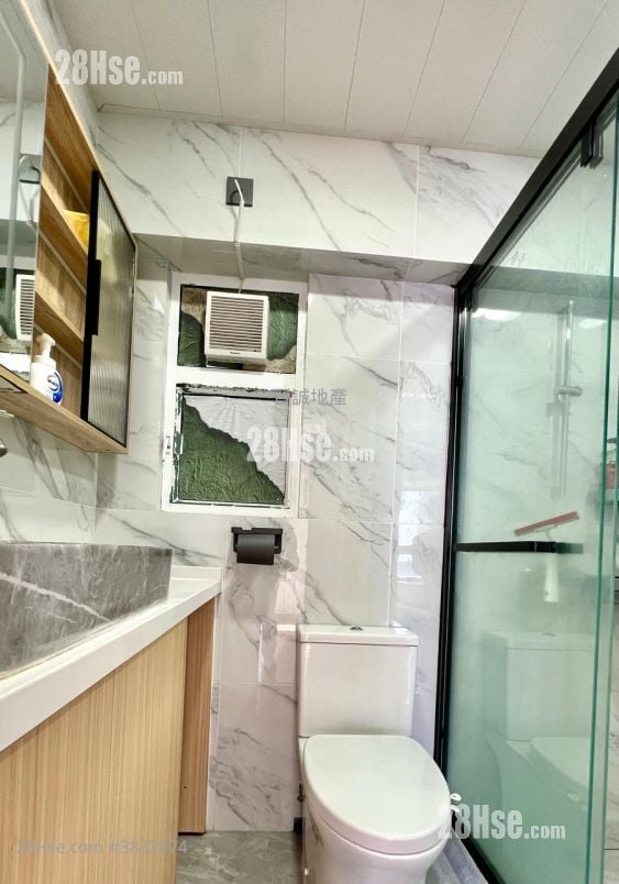 Sea Crest Villa Rental 3 Bedrooms , 2 Bathrooms 614 ft²