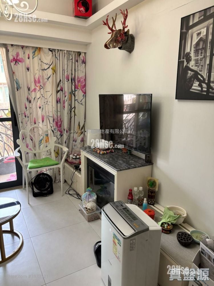 Fiori Sell 3 Bedrooms , 2 Bathrooms 727 ft²