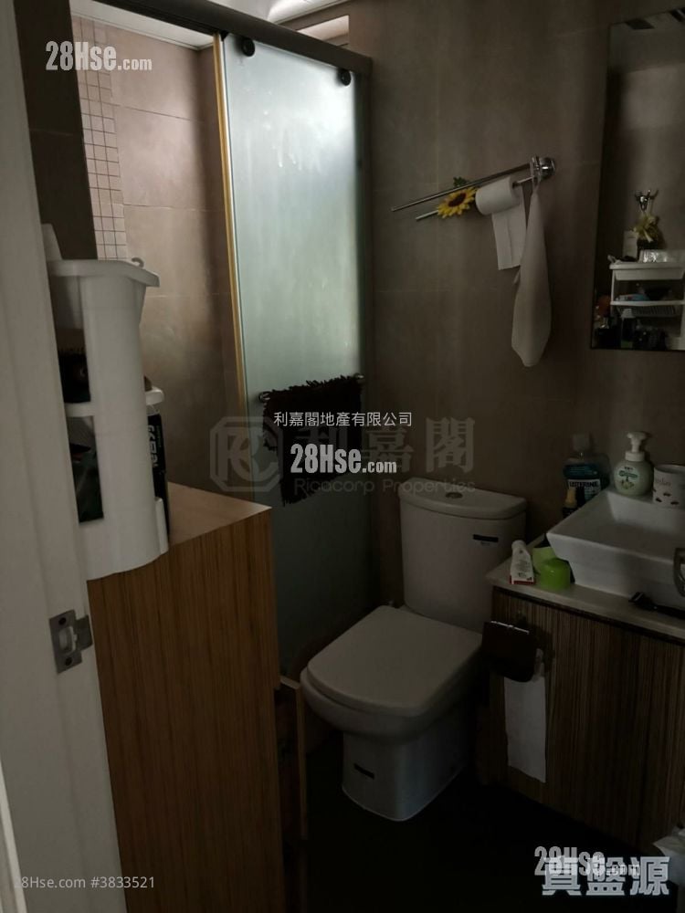 Fiori Sell 3 Bedrooms , 2 Bathrooms 727 ft²