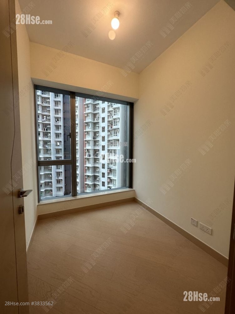 Grand Victoria Sell 3 Bedrooms , 2 Bathrooms 795 ft²