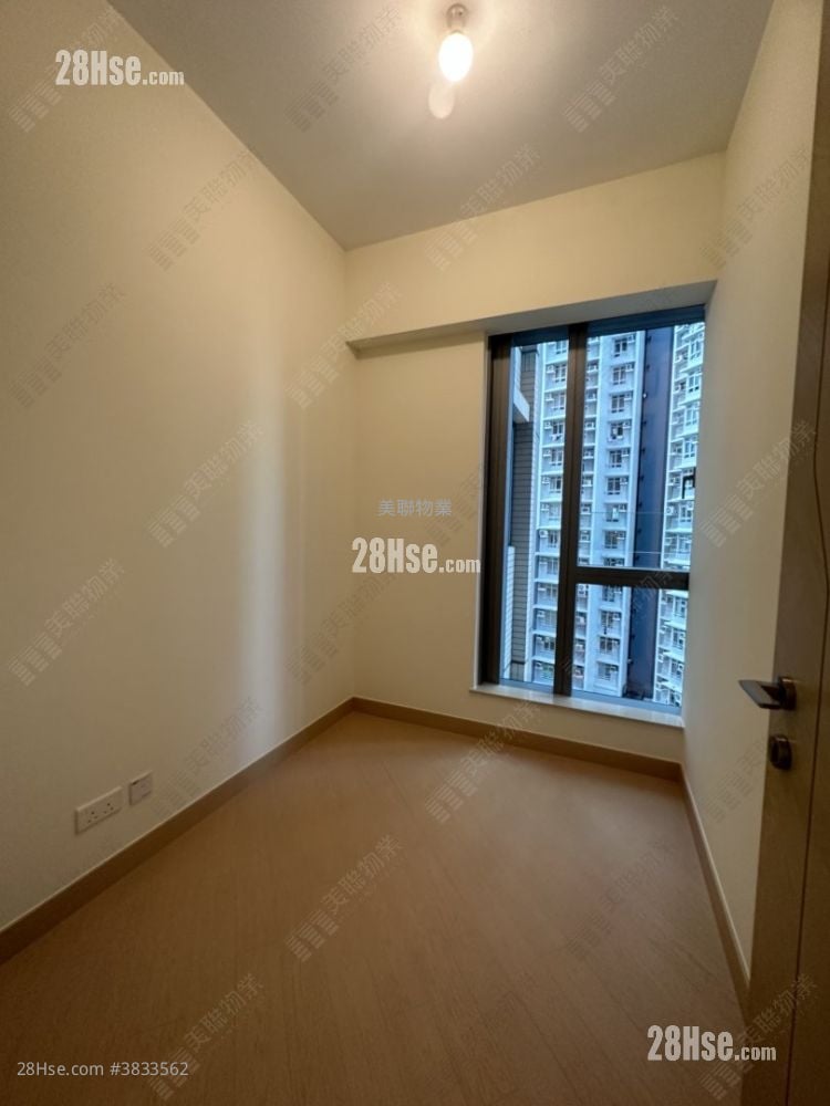 Grand Victoria Sell 3 Bedrooms , 2 Bathrooms 795 ft²