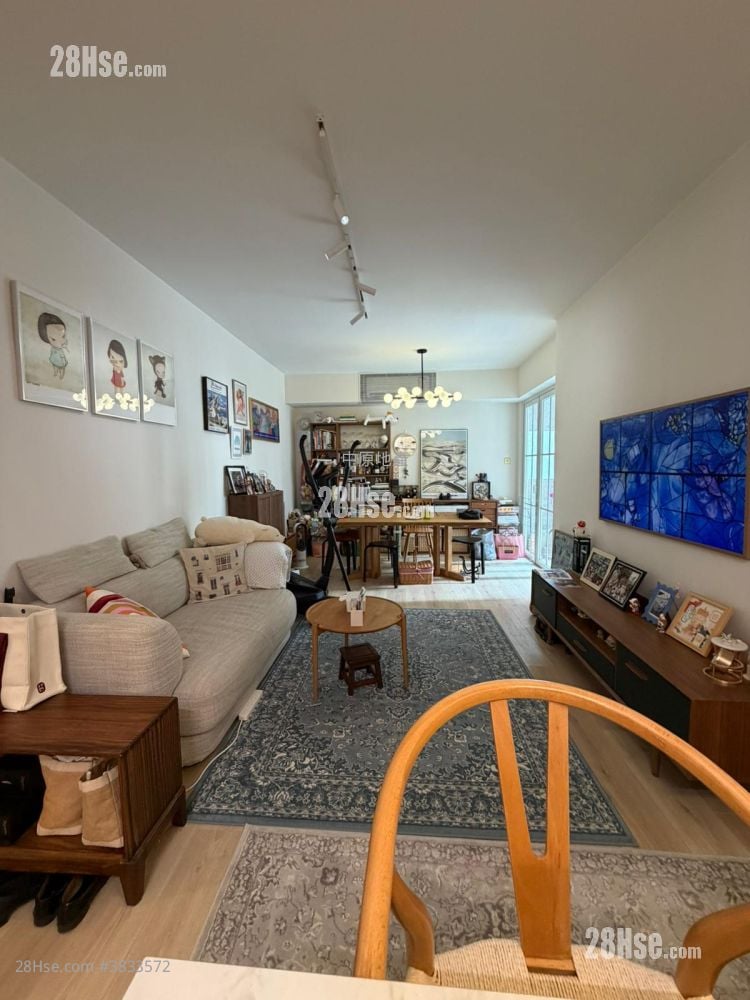 Dragon Court Sell 3 Bedrooms , 2 Bathrooms 857 ft²