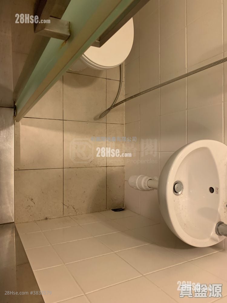 The Cullinan Rental 3 Bedrooms , 4 Bathrooms 1,530 ft²