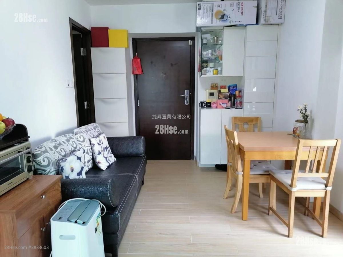 Grand Waterfront Sell 2 Bedrooms , 1 Bathroom 361 ft²