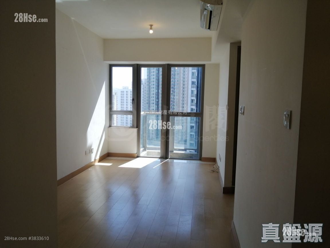 The Spectra Sell 2 Bedrooms , 1 Bathroom 493 ft²