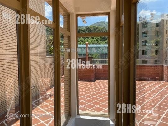 The Balmoral Rental 3 Bedrooms , 3 Bathrooms 1,081 ft²