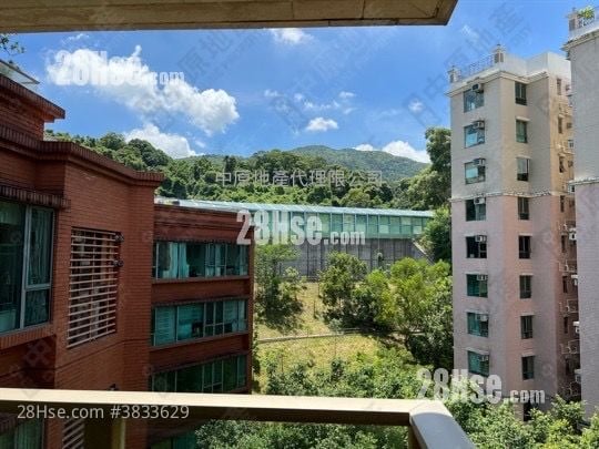The Balmoral Rental 3 Bedrooms , 3 Bathrooms 1,081 ft²