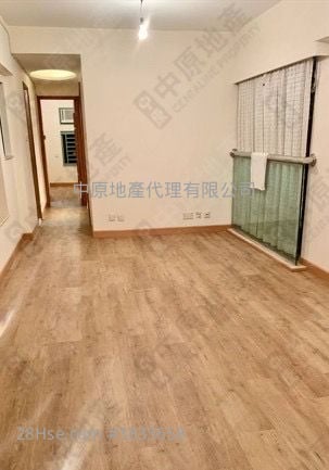 La Fontaine Sell 3 Bedrooms 652 ft²