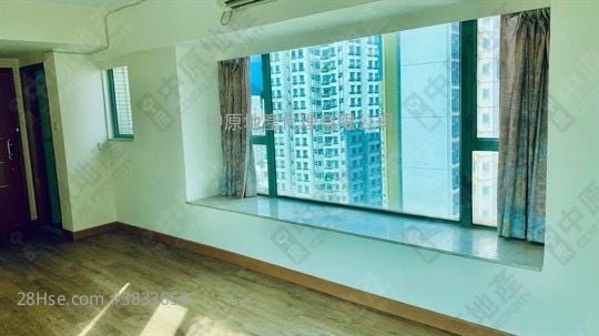La Fontaine Sell 3 Bedrooms 652 ft²