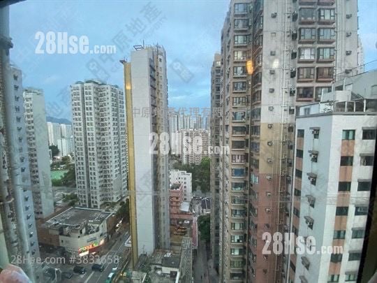 La Fontaine Sell 3 Bedrooms 652 ft²
