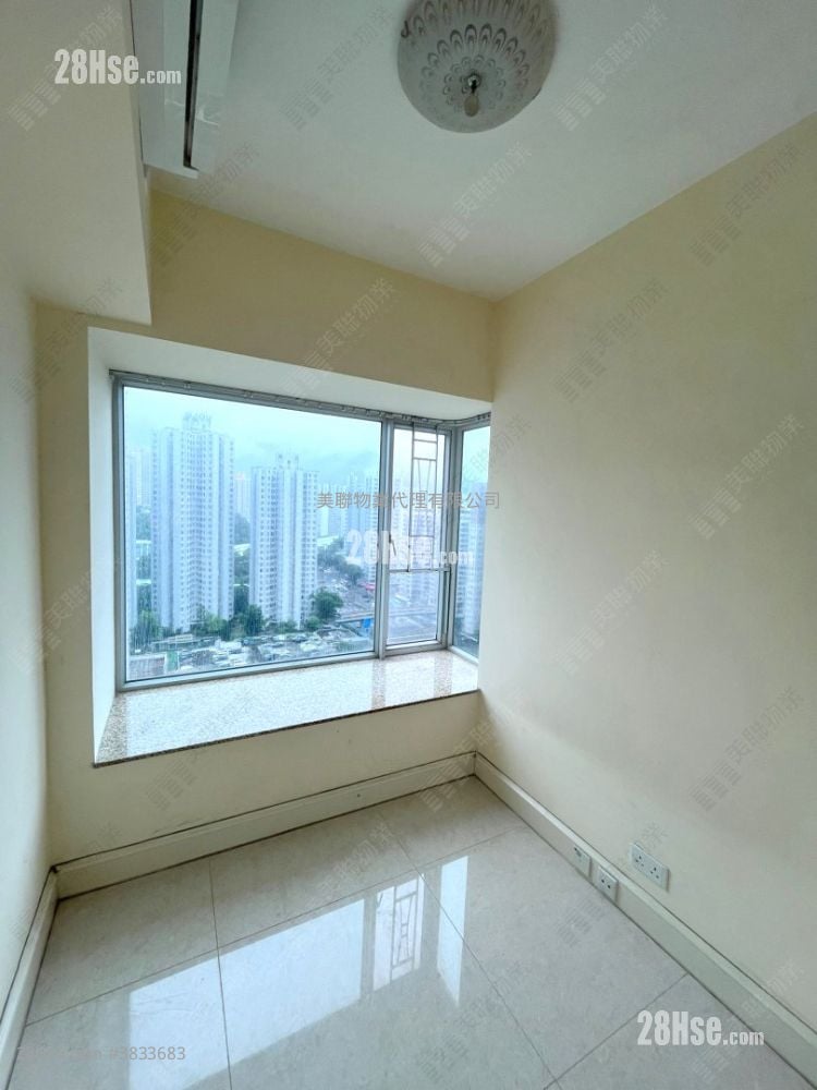 Festival City Sell 3 Bedrooms 678 ft²