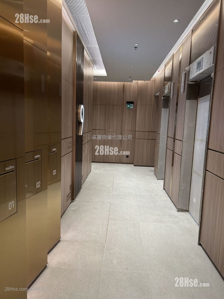 One Two One Rental 2 Toilets 1,018 ft²