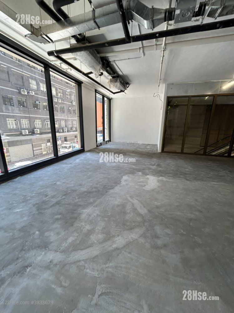 One Two One Rental 2 Toilets 1,018 ft²