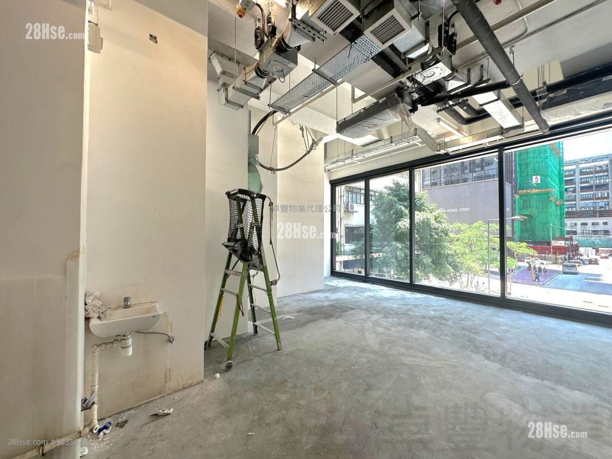 One Two One Rental 2 Toilets 1,018 ft²