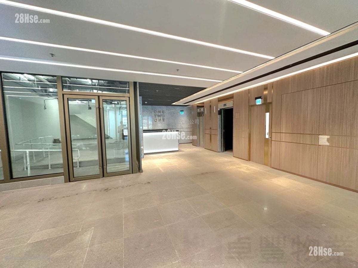One Two One Rental 2 Toilets 1,018 ft²