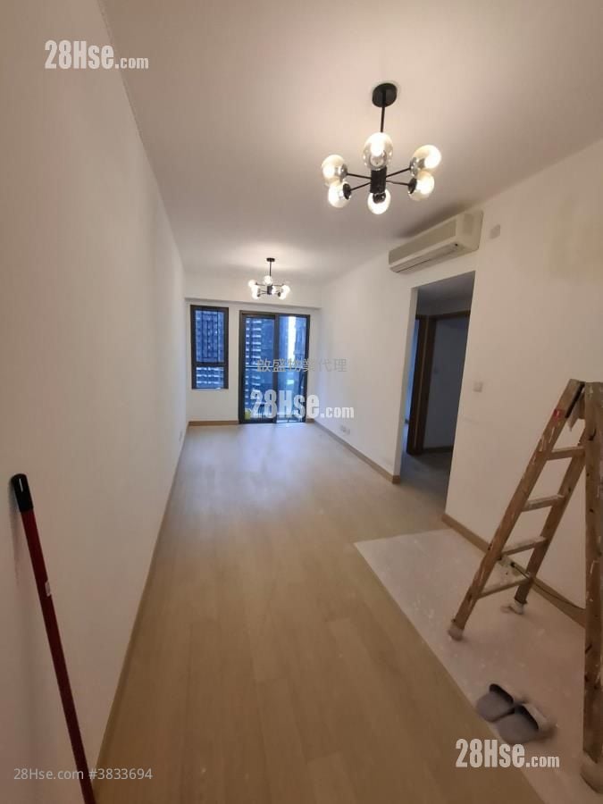 Victoria Skye Sell 3 Bedrooms , 1 Bathroom 635 ft²