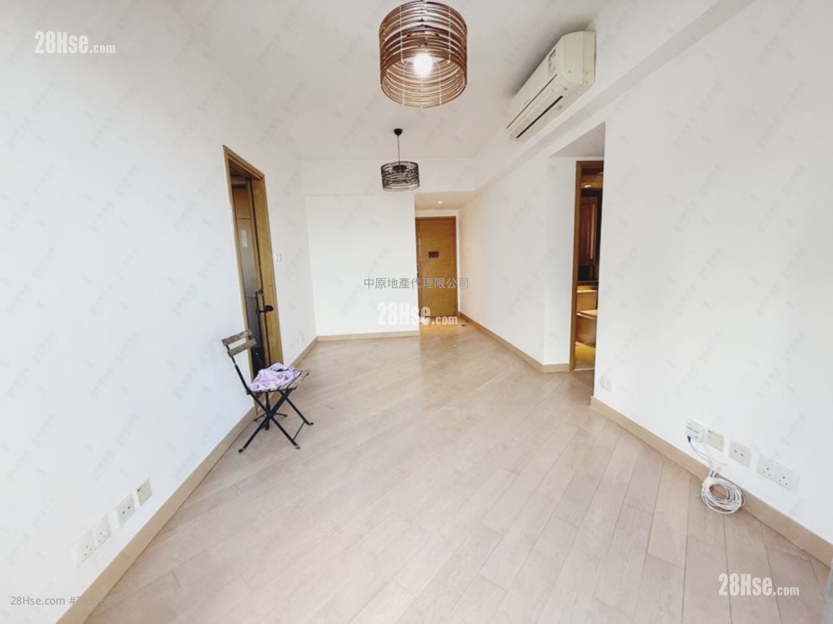 Century Link Sell 3 Bedrooms , 2 Bathrooms 639 ft²