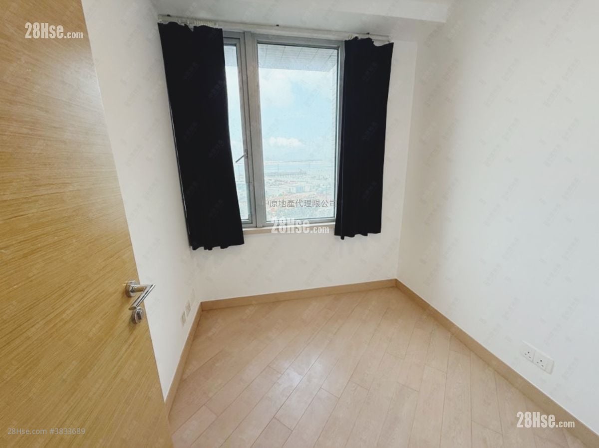 Century Link Sell 3 Bedrooms , 2 Bathrooms 639 ft²
