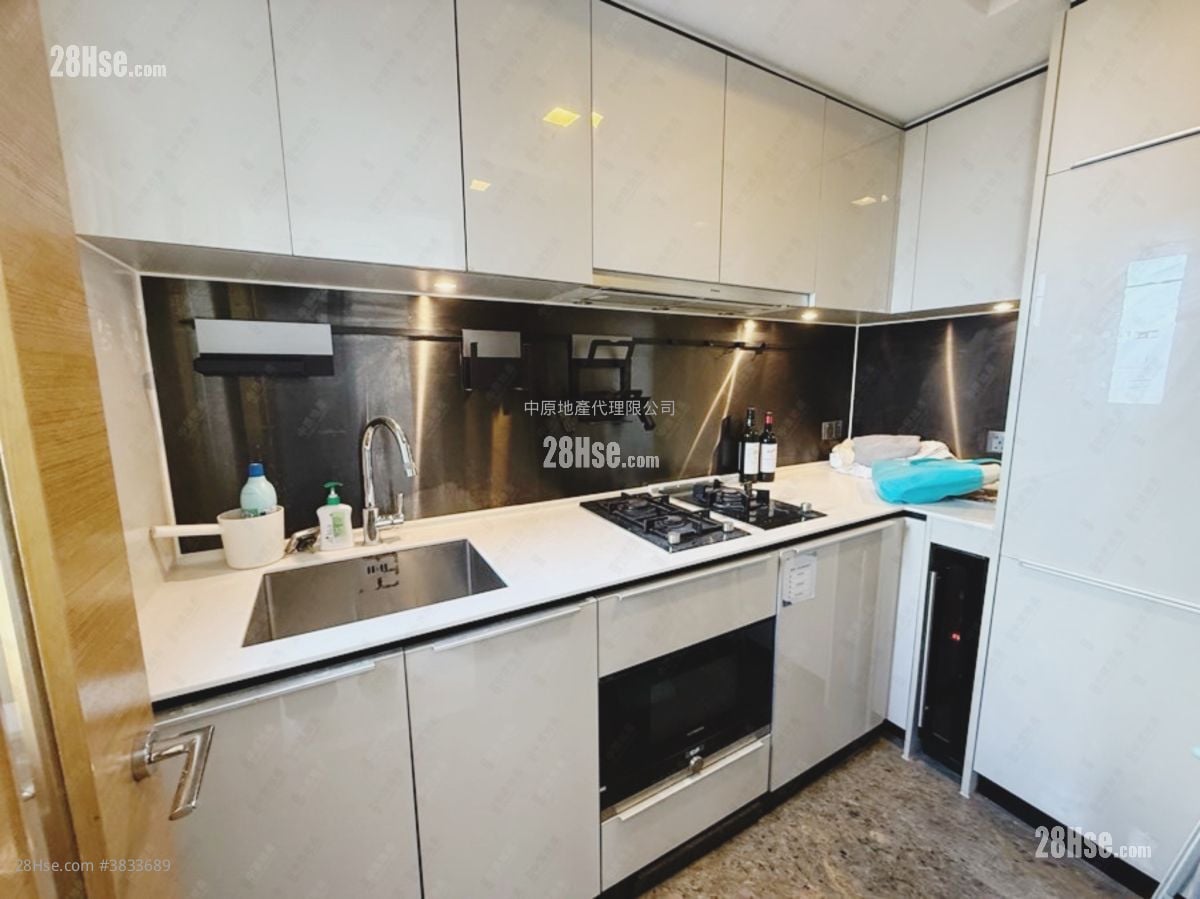 Century Link Sell 3 Bedrooms , 2 Bathrooms 639 ft²