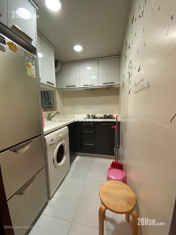 Fanling Centre Rental 2 Bedrooms , 1 Bathroom 366 ft²